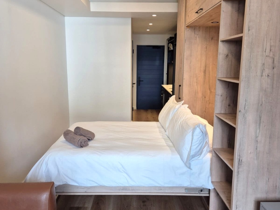 0 Bedroom Property for Sale in Sea Point Western Cape